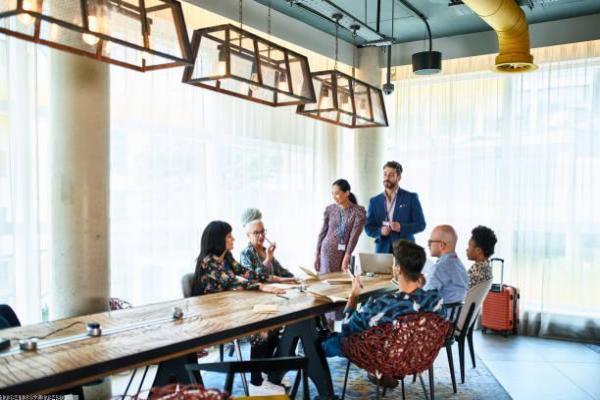 社会上常见的体育项目及其受欢迎程度(图1)